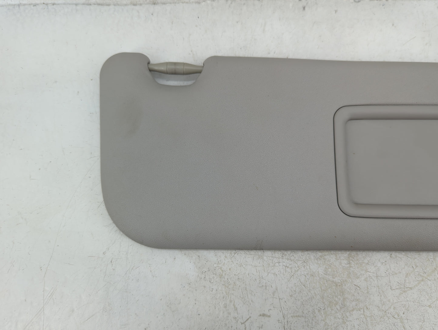 2013-2014 Toyota Yaris Sun Visor Shade Replacement Passenger Right Mirror Fits Fits 2013 2014 OEM Used Auto Parts - Oemuseda