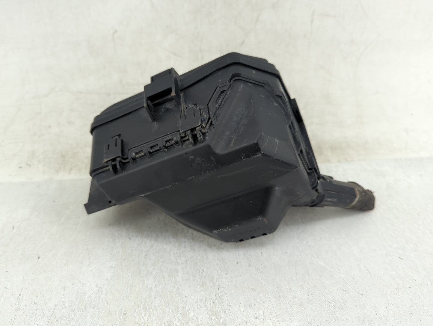 2012-2019 Toyota Yaris Fusebox Fuse Box Panel Relay Module Fits Fits 2012 2013 2014 2015 2016 2017 2018 2019 OEM Used Auto P