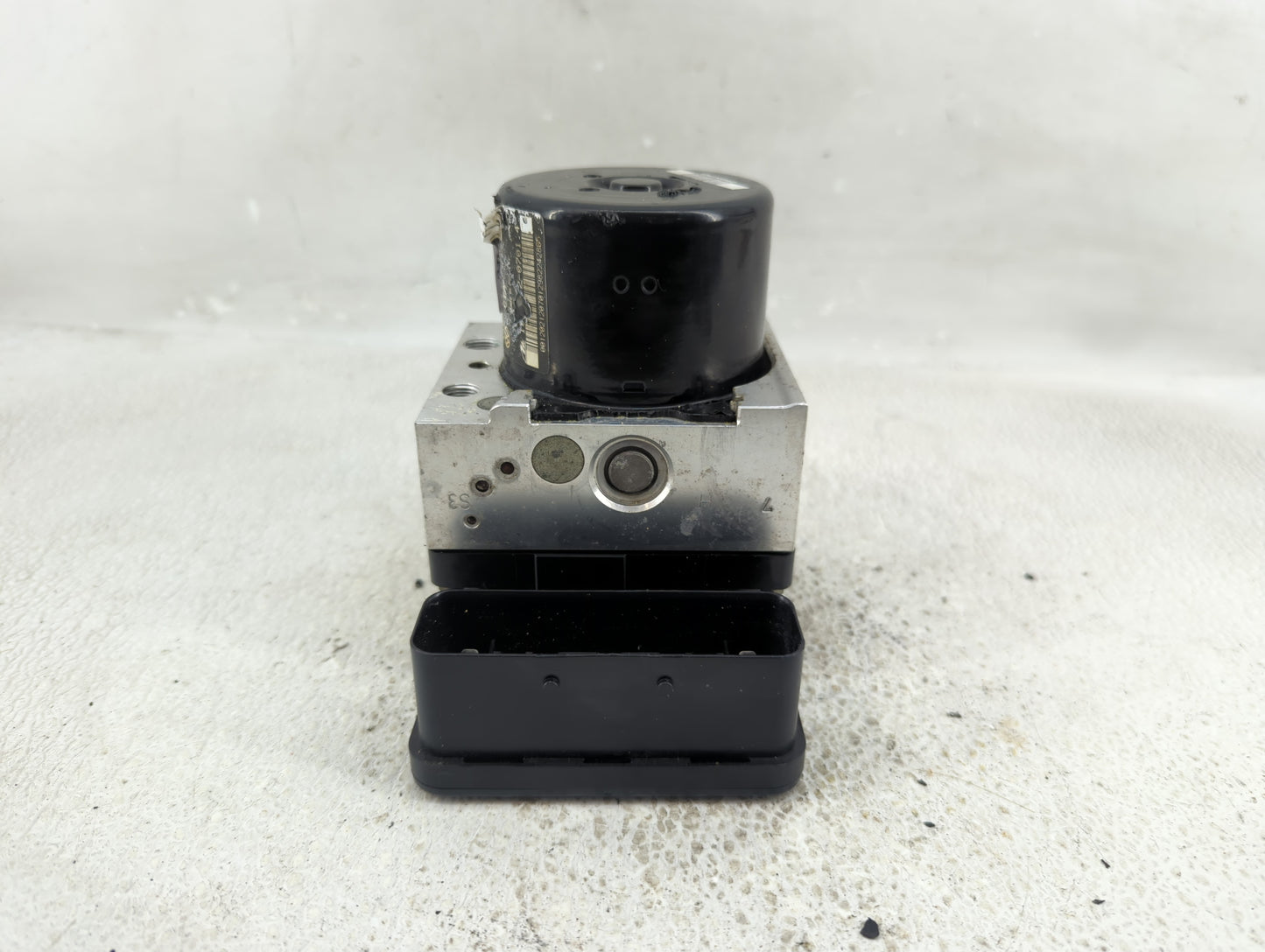 2014-2015 Volkswagen Beetle ABS Pump Control Module Replacement P/N:1K0 614 517 DP Fits Fits 2014 2015 2016 OEM Used Auto Pa