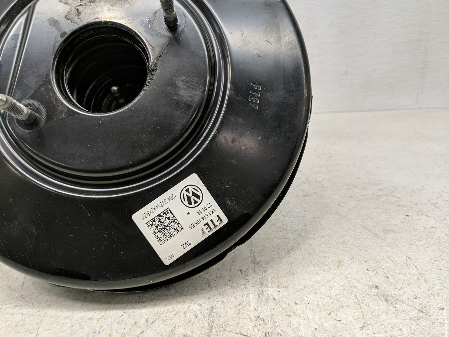 2012-2016 Volkswagen Beetle Power Brake Booster Oem - Oemusedautoparts1.com