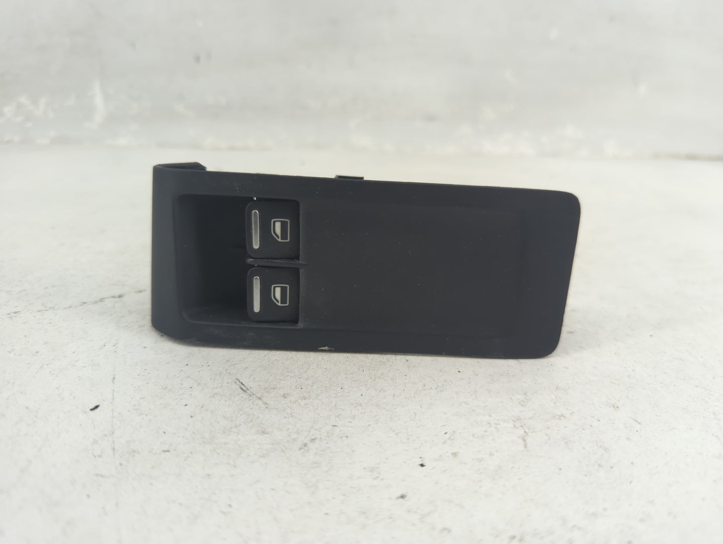 2012-2019 Volkswagen Beetle Master Power Window Switch Replacement Driver Side Left Fits OEM Used Auto Parts - Oemusedautopa