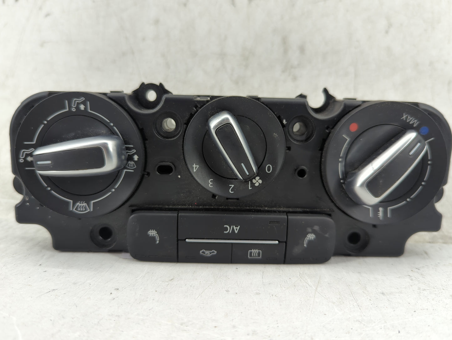 2012-2016 Volkswagen Beetle Climate Control Module Temperature AC/Heater Replacement P/N:5C0820047BC 91151-908/0000 Fits OEM
