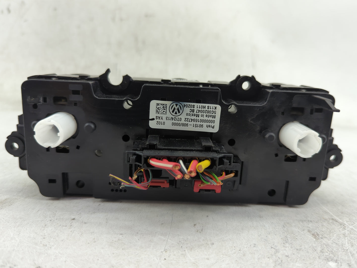 2012-2016 Volkswagen Beetle Climate Control Module Temperature AC/Heater Replacement P/N:5C0820047BC 91151-908/0000 Fits OEM
