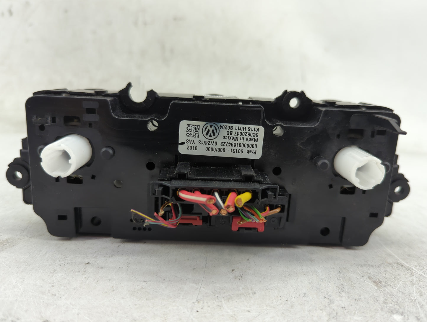 2012-2016 Volkswagen Beetle Climate Control Module Temperature AC/Heater Replacement P/N:5C0820047BC 91151-908/0000 Fits OEM