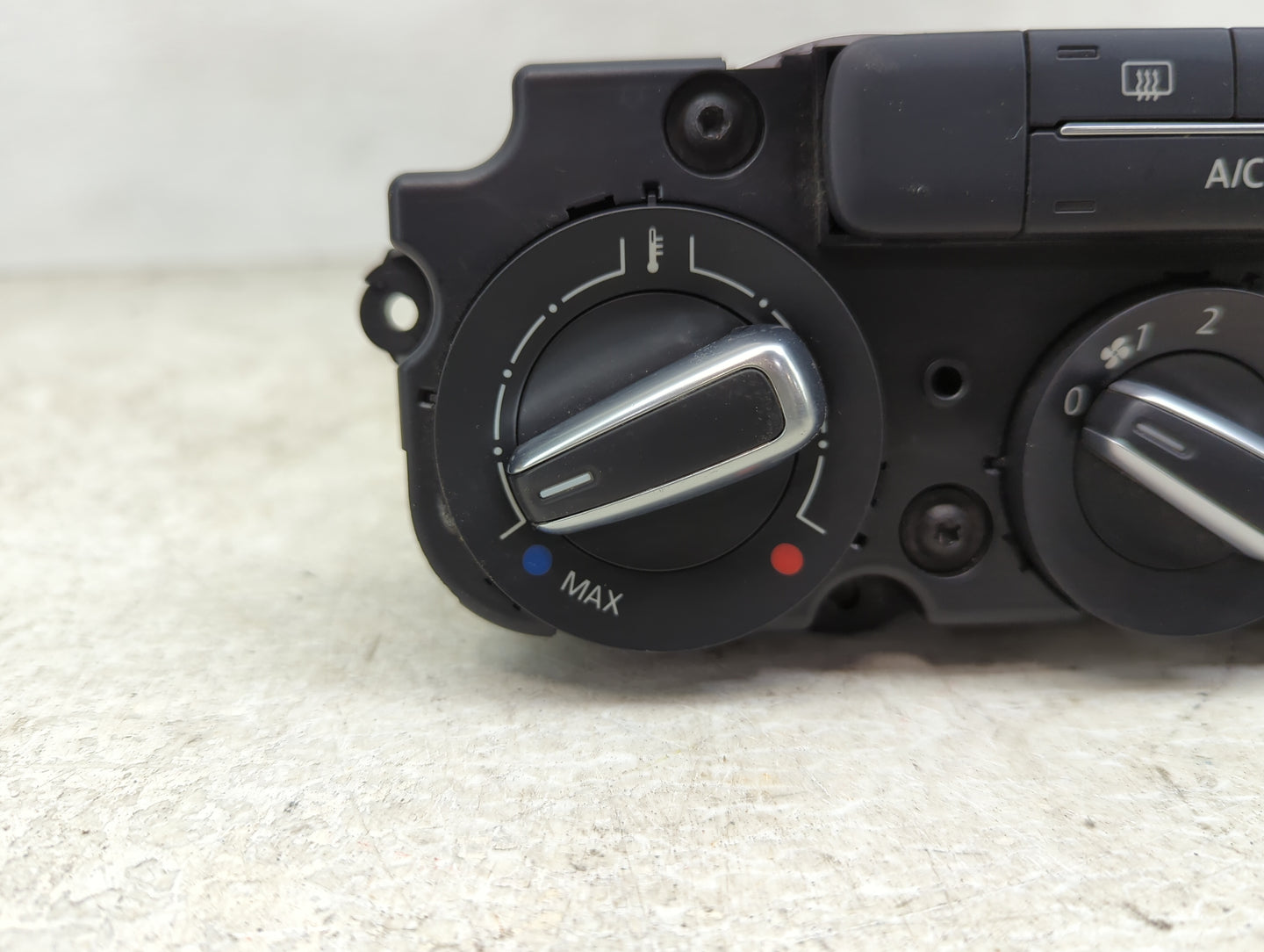 2012-2016 Volkswagen Beetle Climate Control Module Temperature AC/Heater Replacement P/N:90151-0001 90151-905 Fits OEM Used 