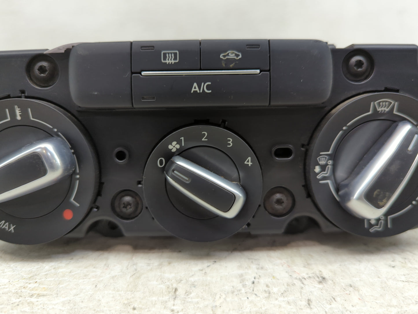 2012-2016 Volkswagen Beetle Climate Control Module Temperature AC/Heater Replacement P/N:90151-0001 90151-905 Fits OEM Used 
