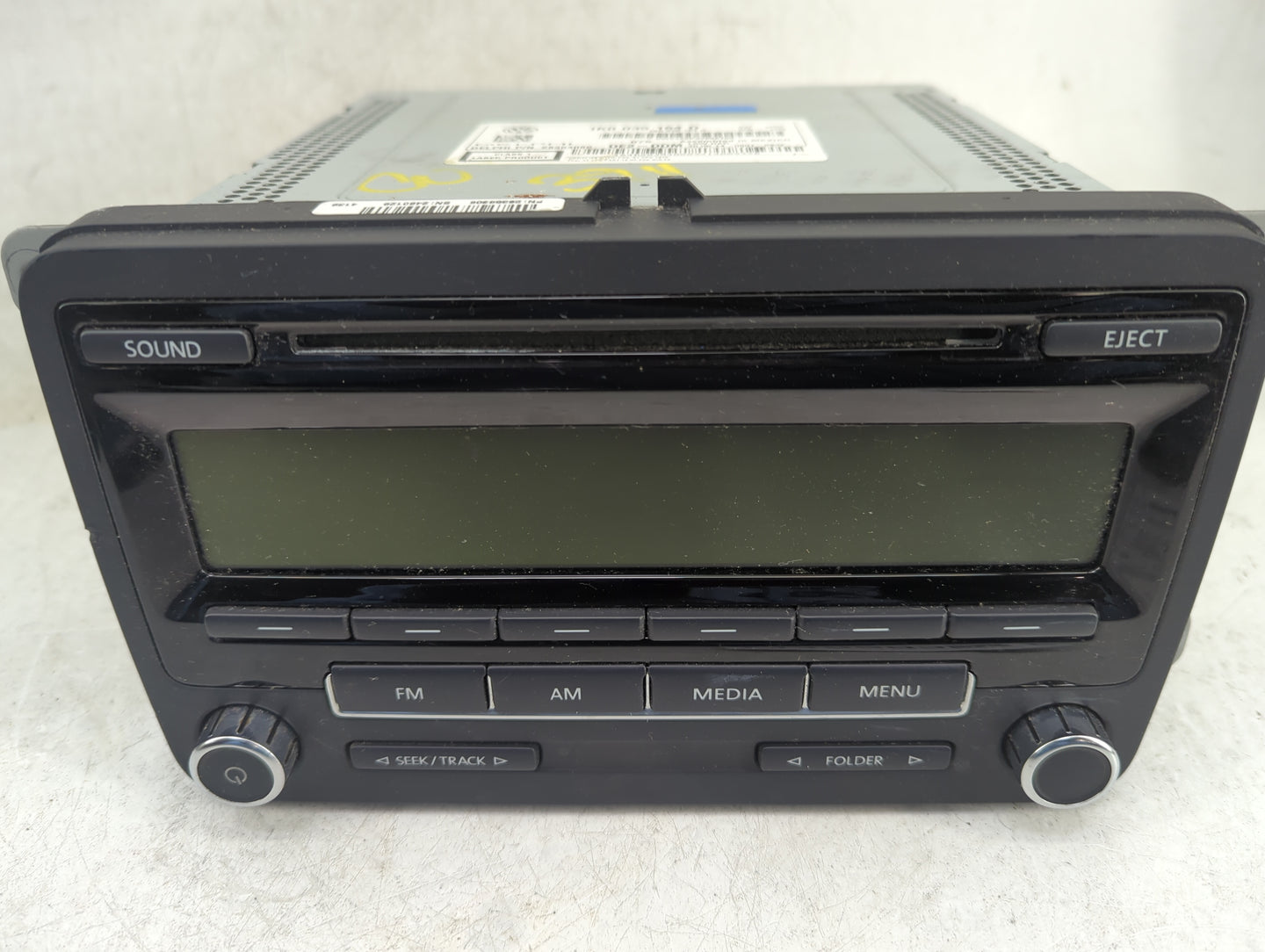 2012-2015 Volkswagen Beetle Radio AM FM Cd Player Receiver Replacement P/N:1K0035164D 28354080 Fits OEM Used Auto Parts - Oe