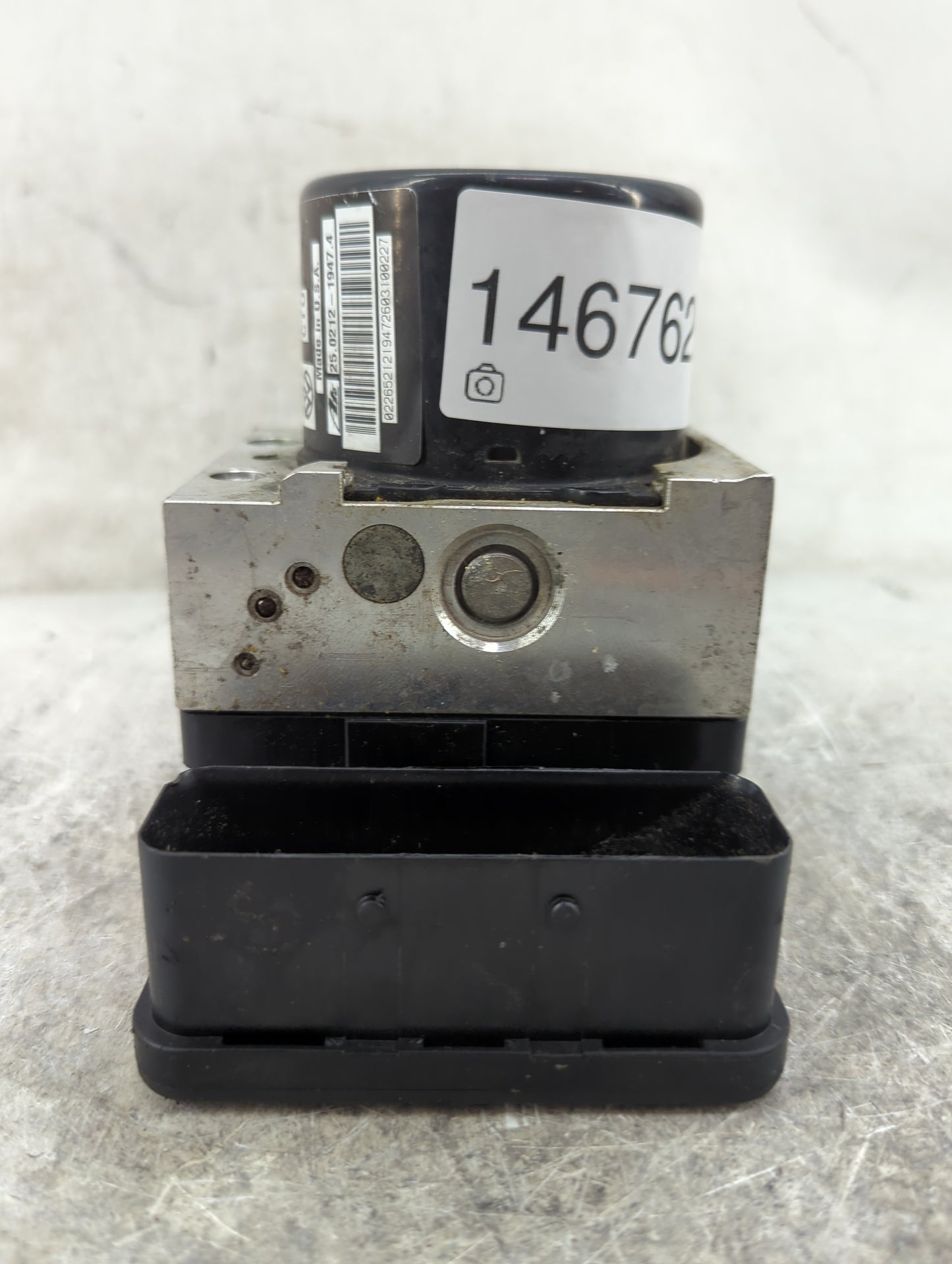 2014 Volkswagen Beetle ABS Pump Control Module Replacement P/N:5C0614517D 5C0907379C, 10.0961-0366.3, 10.0622-3015.1 Fits OE