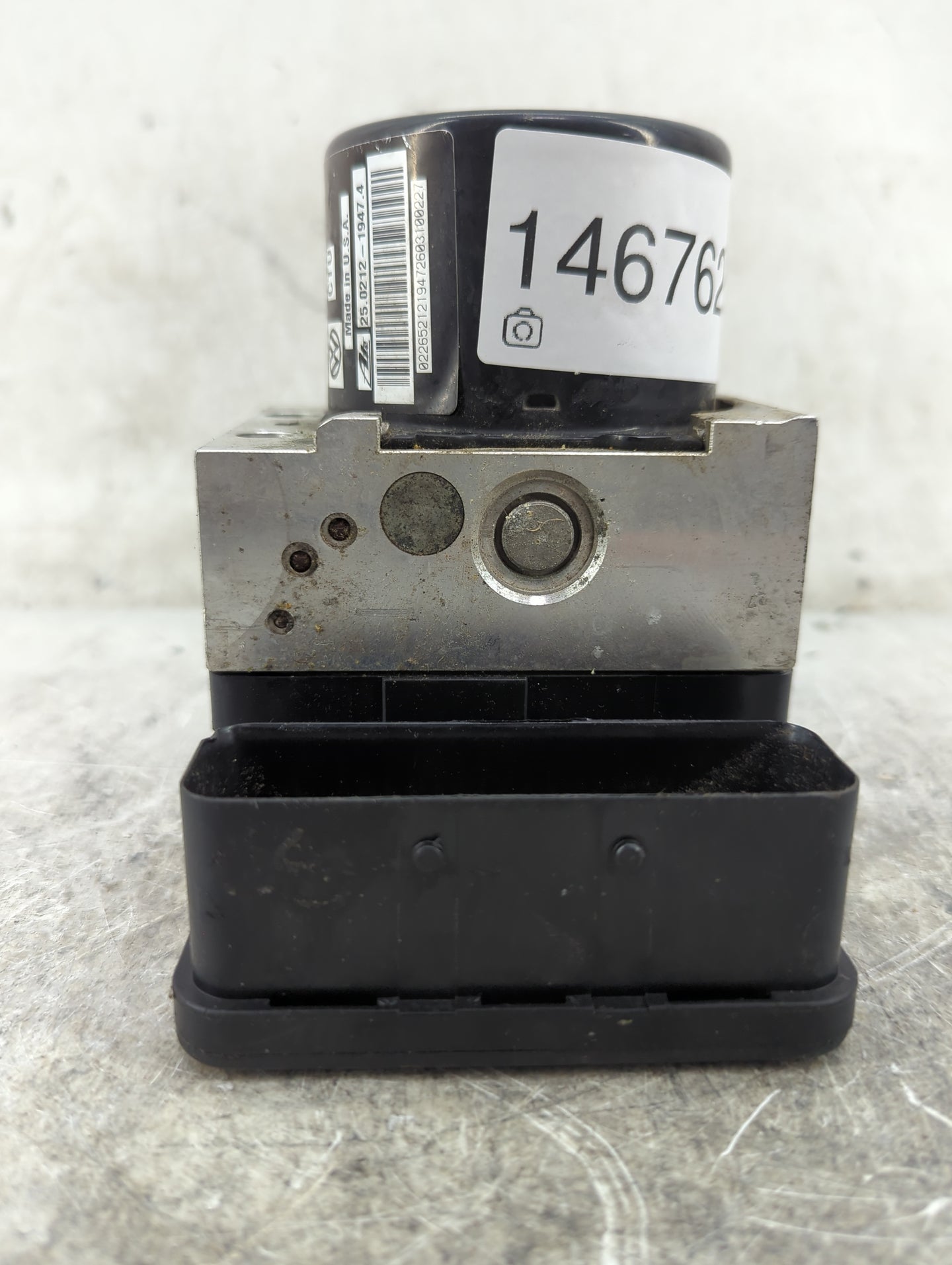 2014 Volkswagen Beetle ABS Pump Control Module Replacement P/N:5C0614517D 5C0907379C, 10.0961-0366.3, 10.0622-3015.1 Fits OE