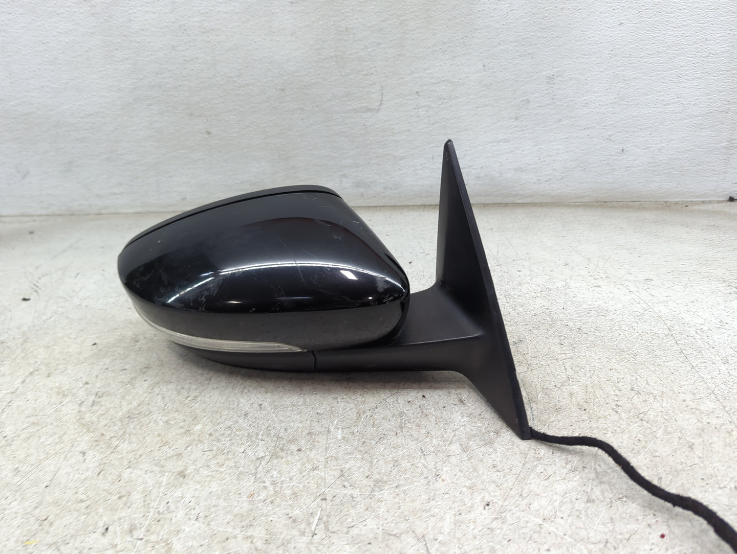 2012-2018 Volkswagen Beetle Passenger Side View Mirror - Right Door Mirror OEM Used - Oemusedautoparts1.com