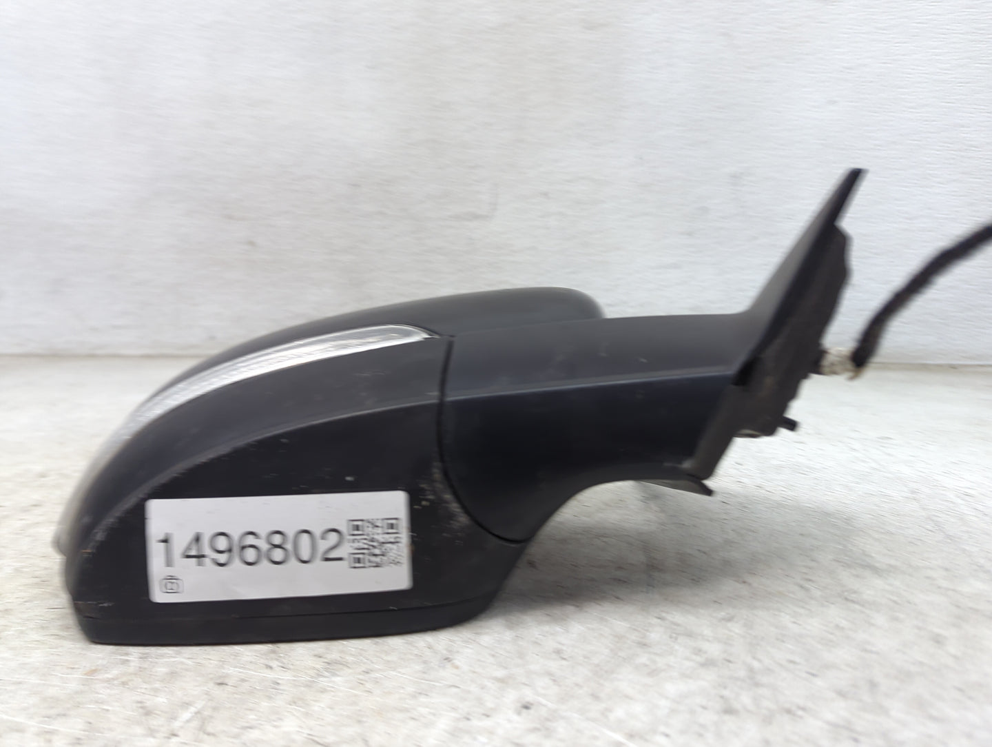 2012-2018 Volkswagen Beetle Passenger Side View Mirror - Right Door Mirror OEM Used - Oemusedautoparts1.com