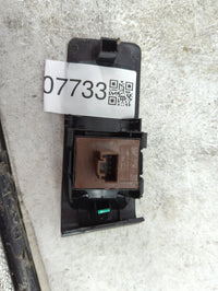 2014 Volkswagen Beetle Master Power Window Switch Replacement Driver Side Left P/N:PBT-GF20 Fits OEM Used Auto Parts - Oemus