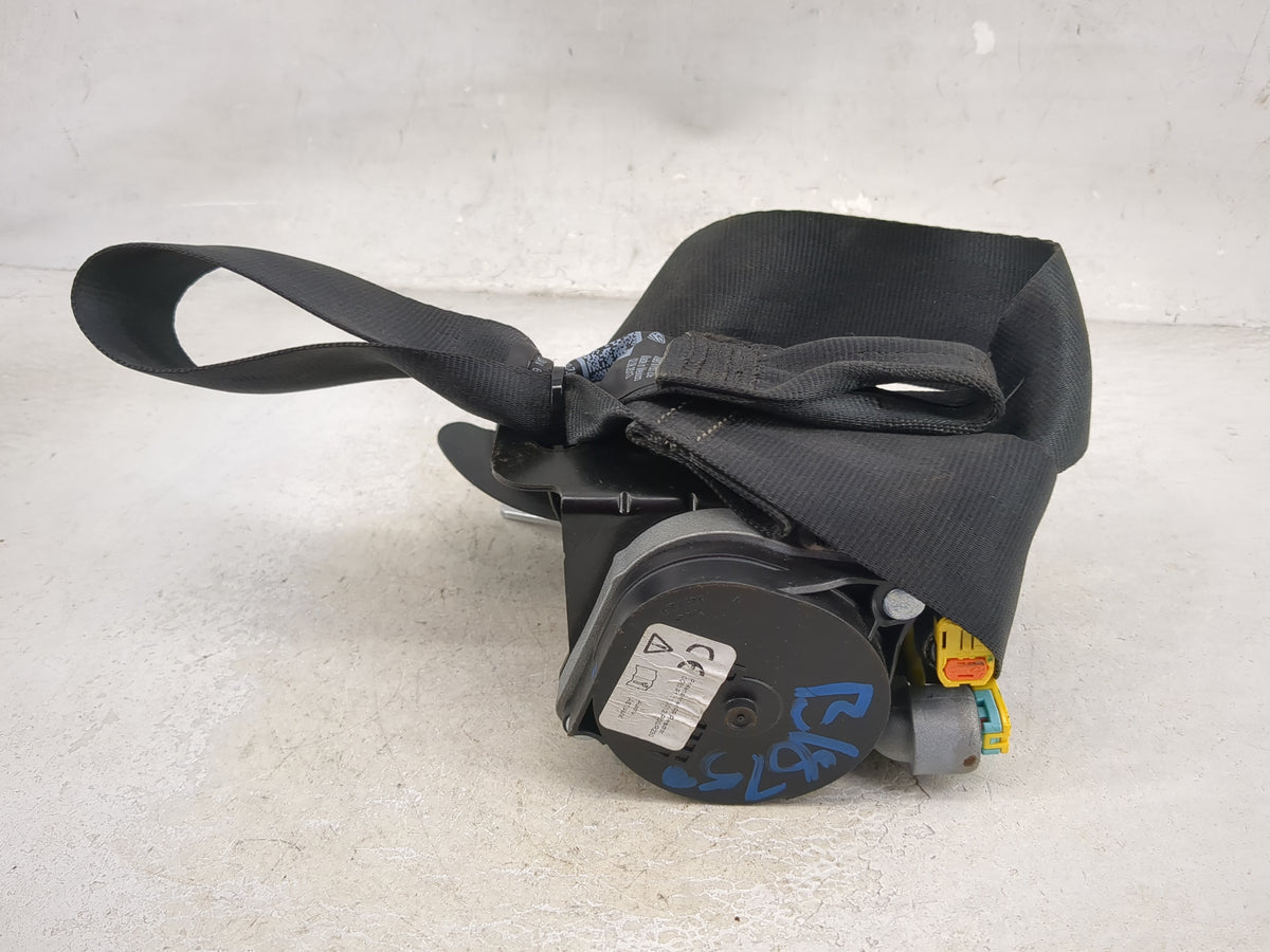 2012-2019 Volkswagen Beetle Passenger Front Seatbelt Retractor Black - Oemusedautoparts1.com
