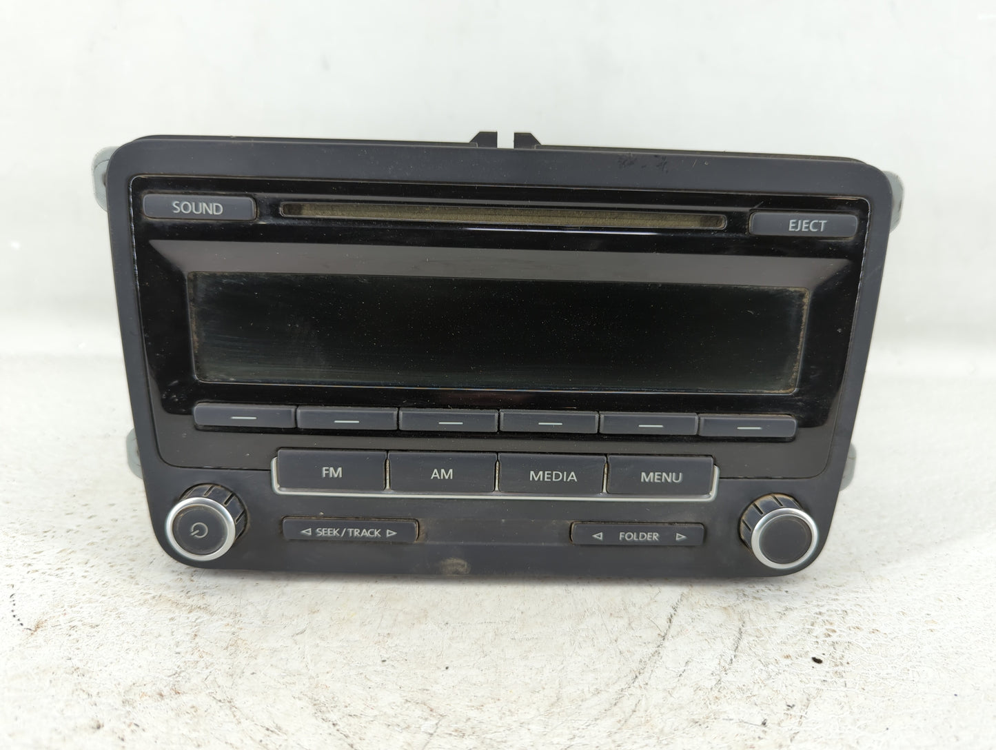2012-2016 Volkswagen Beetle Am Fm Cd Player Radio Receiver - Oemusedautoparts1.com