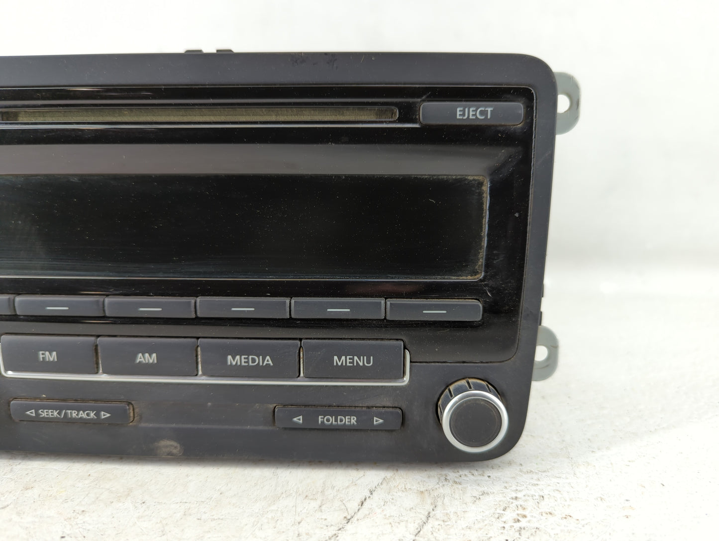 2012-2016 Volkswagen Beetle Am Fm Cd Player Radio Receiver - Oemusedautoparts1.com