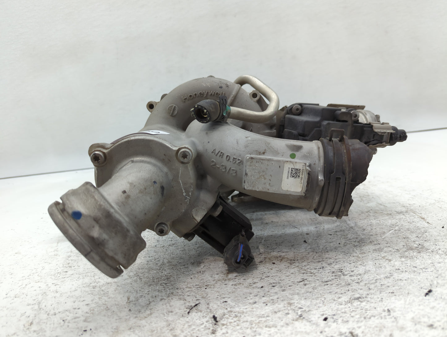2013 Volkswagen Beetle Turbocharger Exhaust Manifold With Turbo Charger - Oemusedautoparts1.com