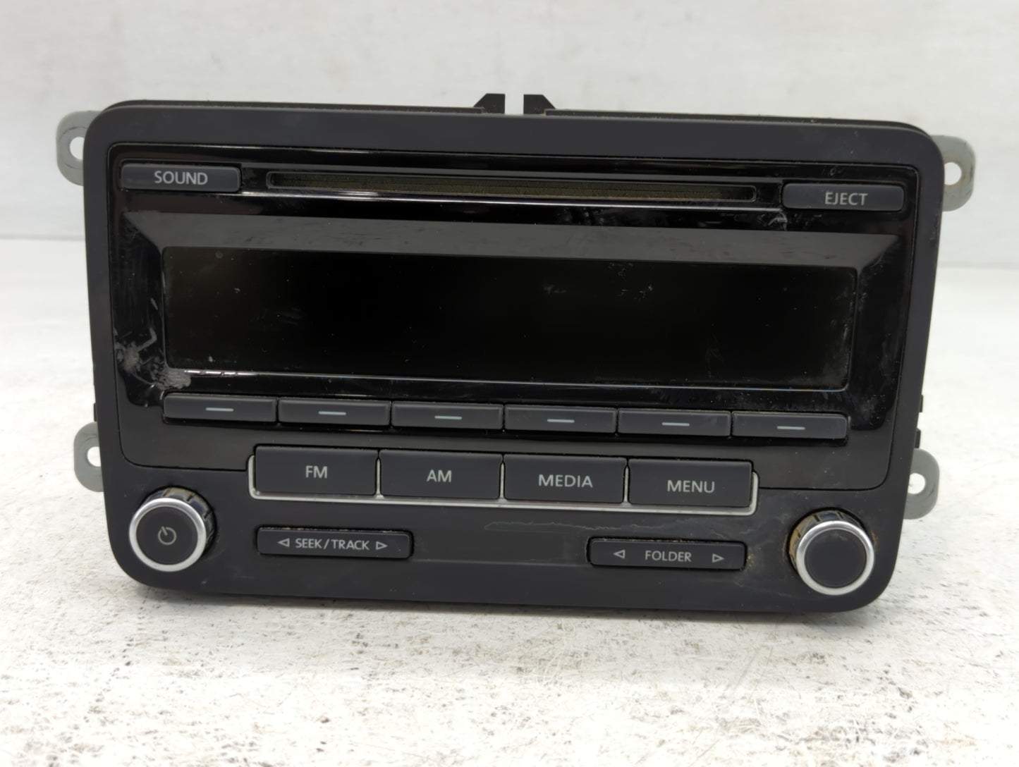 2012-2016 Volkswagen Beetle Am Fm Cd Player Radio Receiver - Oemusedautoparts1.com