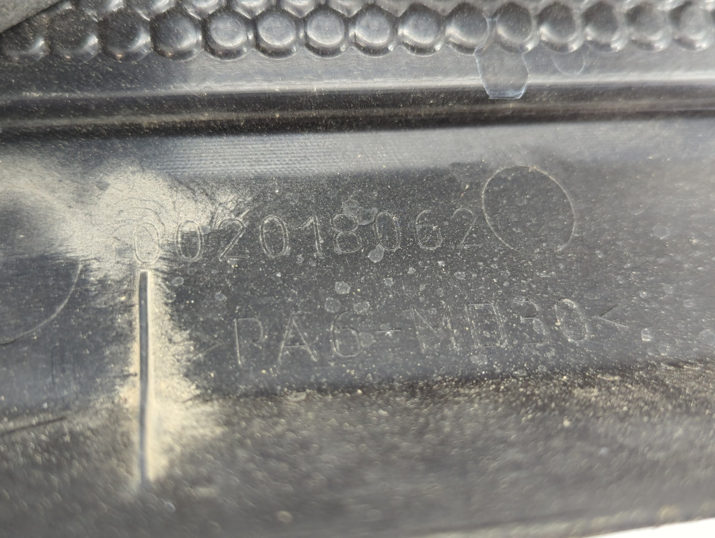 2014 Volkswagen Beetle Engine Cover - Oemusedautoparts1.com
