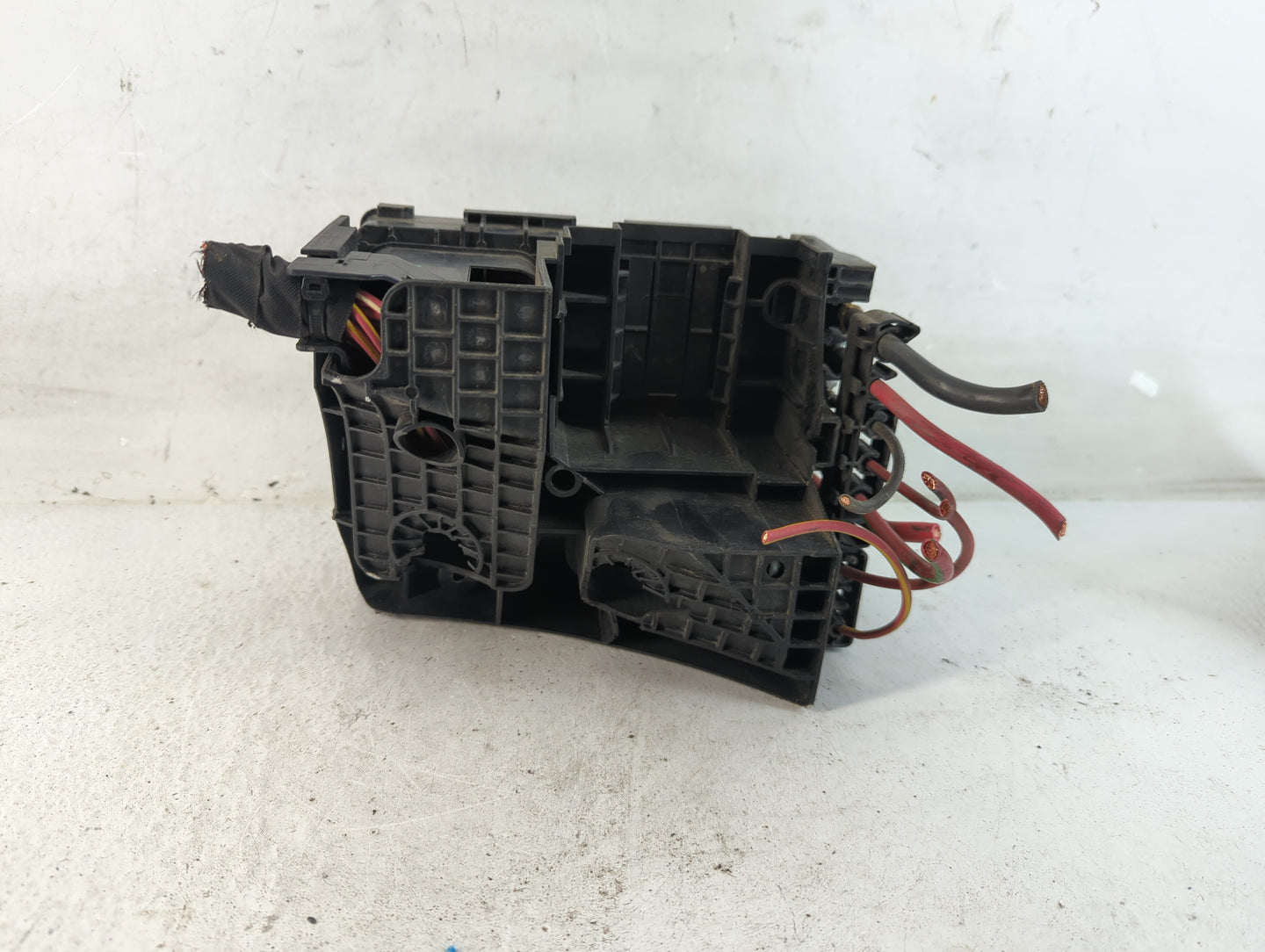2013-2017 Volkswagen Cc Fusebox Fuse Box Panel Relay Module P/N:23203163 Fits OEM Used Auto Parts - Oemusedautoparts1.com