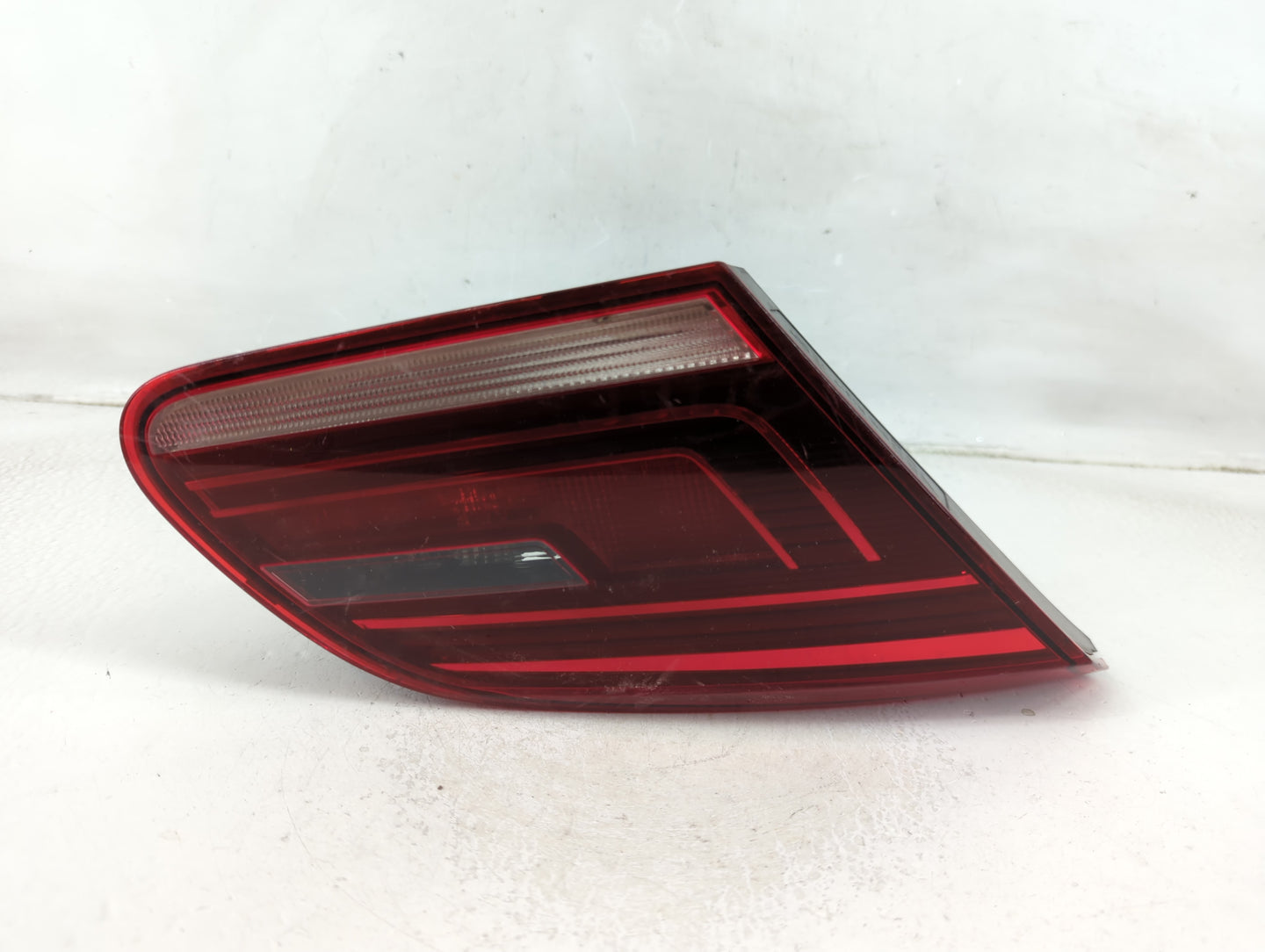 2013-2017 Volkswagen Cc Tail Light Assembly Passenger Right OEM P/N:3C8 945 307 AA Fits Fits 2013 2014 2015 2016 2017 OEM Us