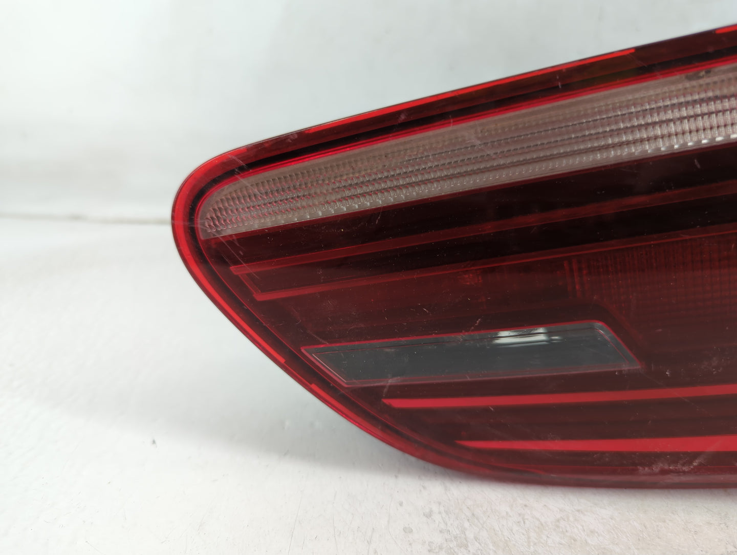2013-2017 Volkswagen Cc Tail Light Assembly Passenger Right OEM P/N:3C8 945 307 AA Fits Fits 2013 2014 2015 2016 2017 OEM Us
