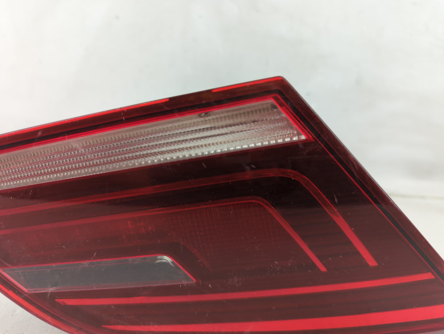 2013-2017 Volkswagen Cc Tail Light Assembly Passenger Right OEM P/N:3C8 945 307 AA Fits Fits 2013 2014 2015 2016 2017 OEM Us