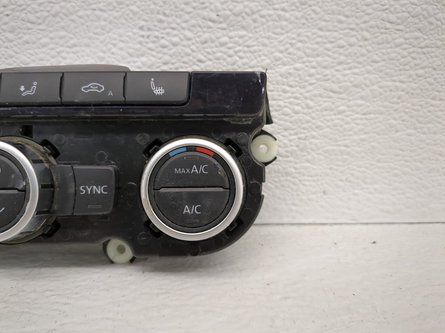 2013-2014 Volkswagen Cc Climate Control Module Temperature AC/Heater Replacement P/N:005147 18324387 Fits Fits 2013 2014 OEM