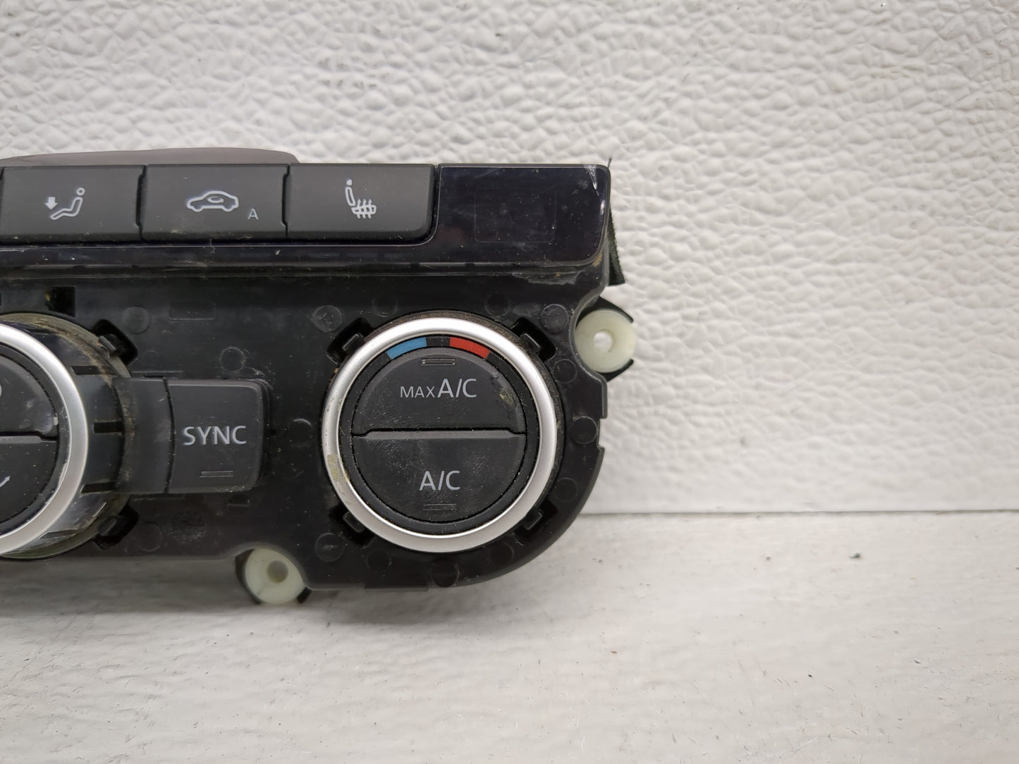 2013-2014 Volkswagen Cc Climate Control Module Temperature AC/Heater Replacement P/N:005147 18324387 Fits Fits 2013 2014 OEM