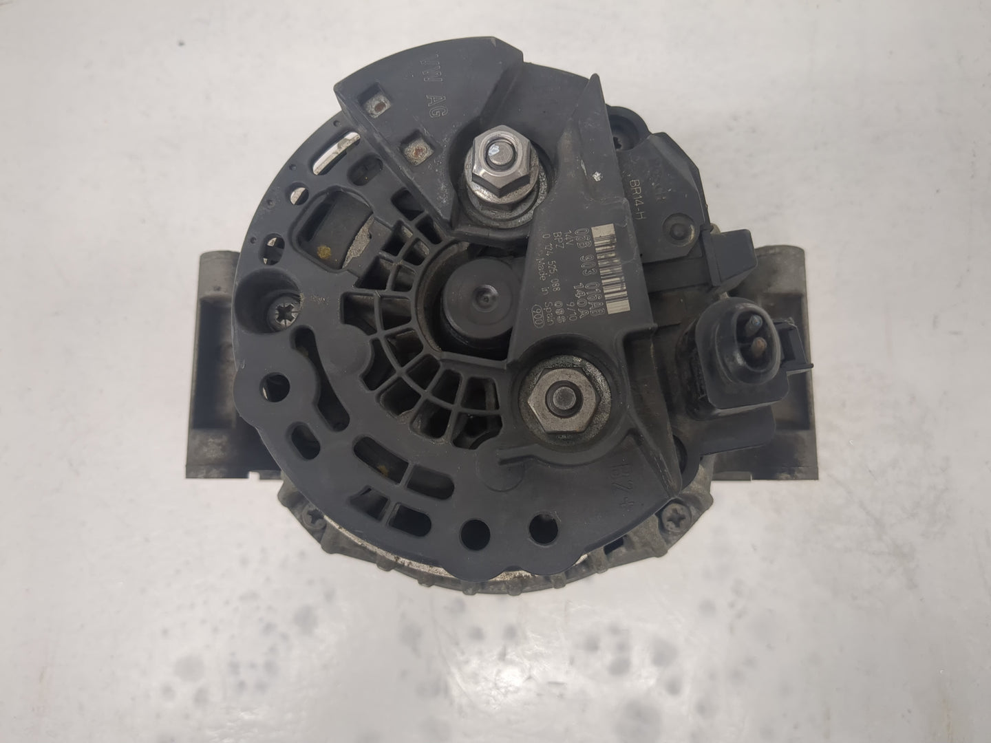 2009-2017 Volkswagen Cc Alternator Replacement Generator Charging Assembly Engine OEM P/N:07K 903 023 A Fits OEM Used Auto P