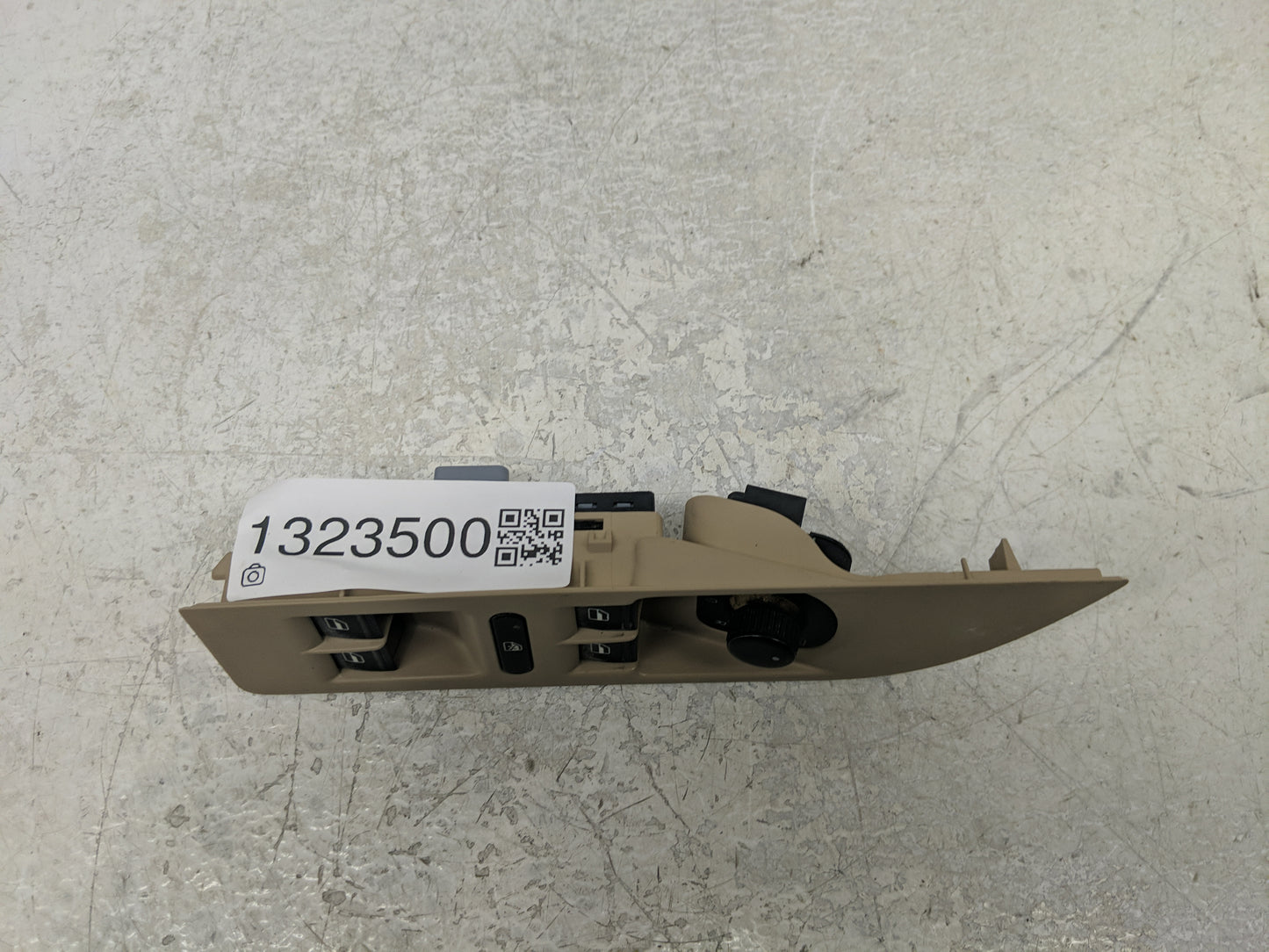 2009-2017 Volkswagen Cc Master Power Window Switch Replacement Driver Side Left P/N:1K0 959 565 K Fits OEM Used Auto Parts -