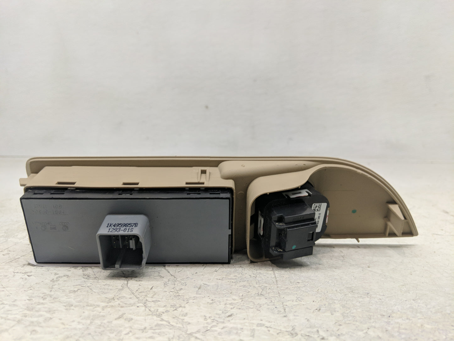 2009-2017 Volkswagen Cc Master Power Window Switch Replacement Driver Side Left P/N:1K0 959 565 K Fits OEM Used Auto Parts -