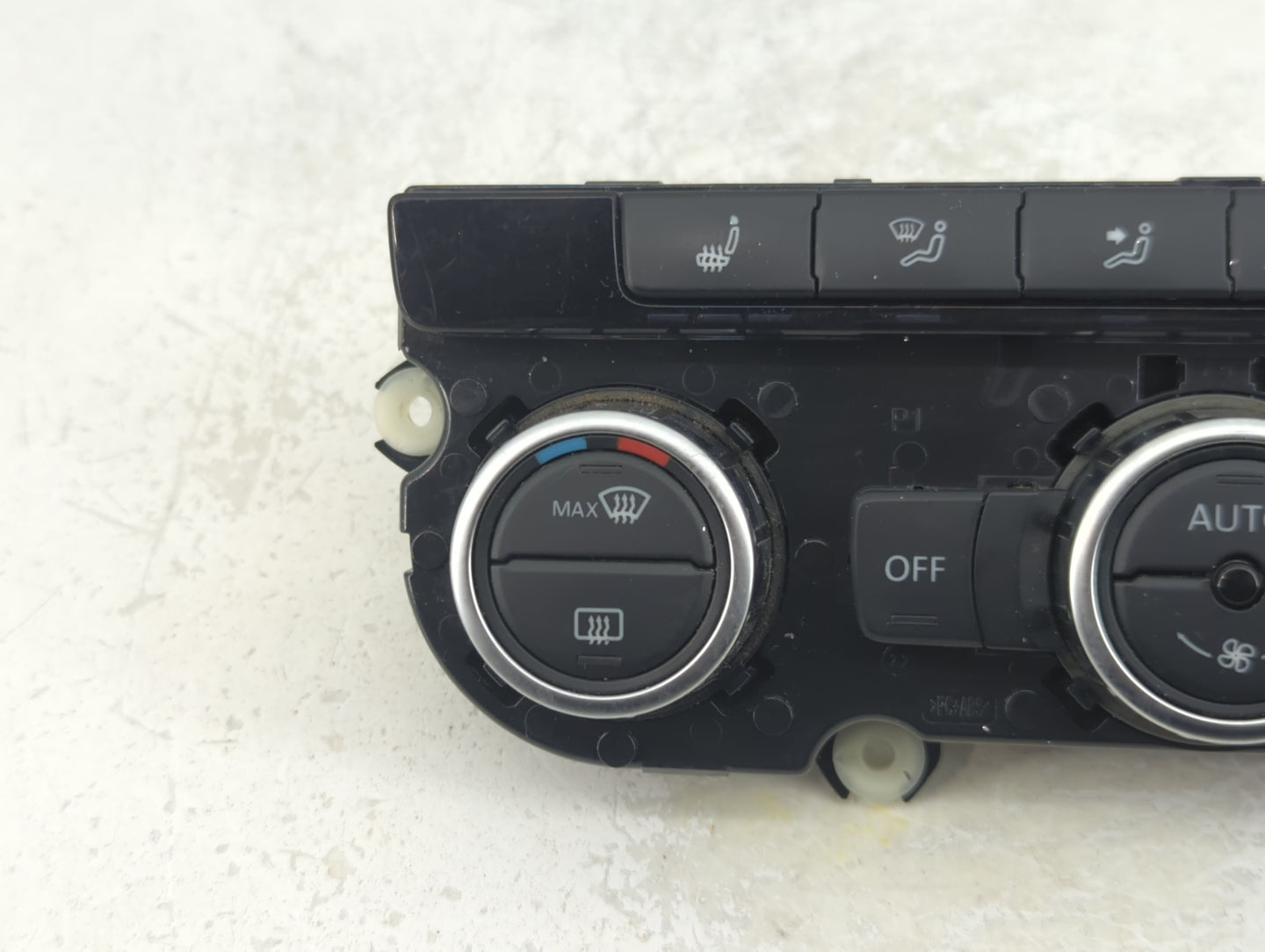 2013-2014 Volkswagen Cc Climate Control Module Temperature AC/Heater Replacement P/N:3AA907044BH Fits Fits 2013 2014 OEM Use