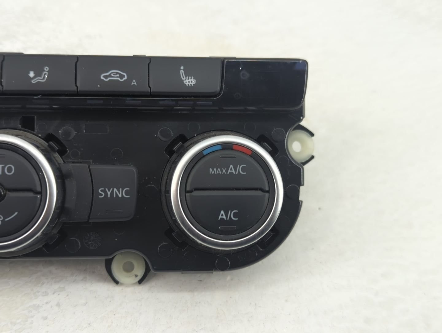 2013-2014 Volkswagen Cc Climate Control Module Temperature AC/Heater Replacement P/N:3AA907044BH Fits Fits 2013 2014 OEM Use
