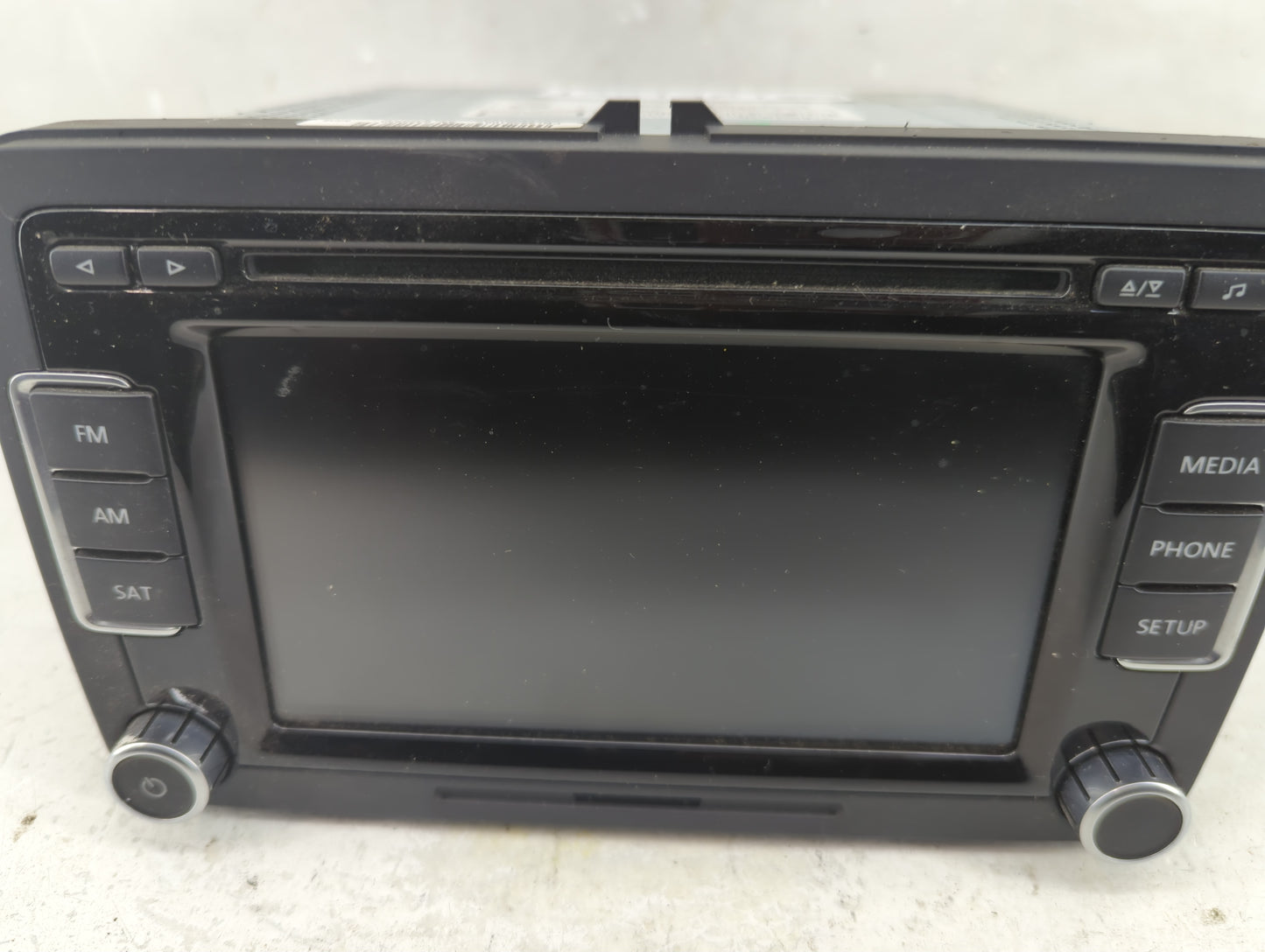 2009-2013 Volkswagen Cc Radio AM FM Cd Player Receiver Replacement P/N:1K0 035 180 AF Fits OEM Used Auto Parts - Oemusedauto