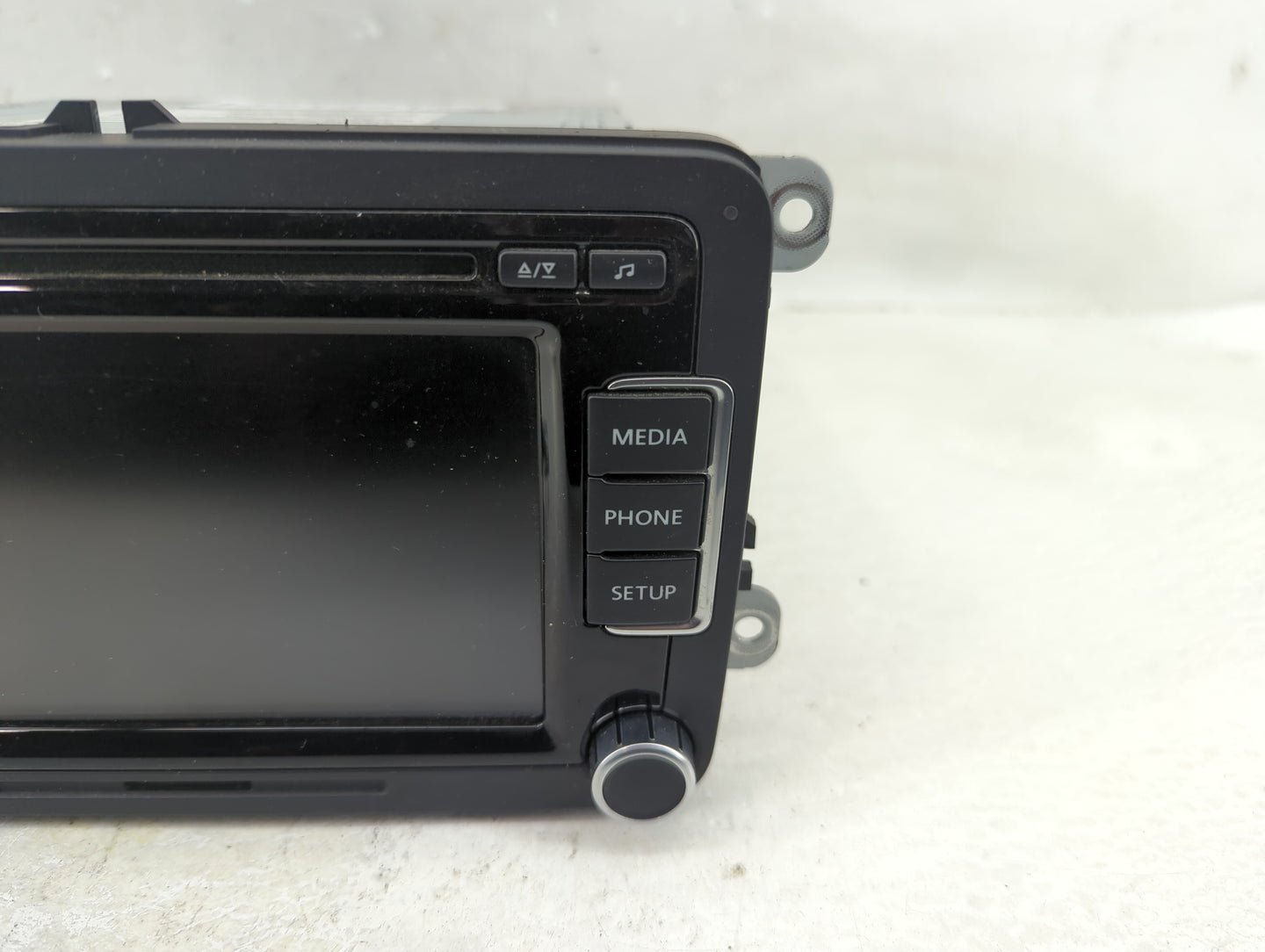 2009-2013 Volkswagen Cc Radio AM FM Cd Player Receiver Replacement P/N:1K0 035 180 AF Fits OEM Used Auto Parts - Oemusedauto