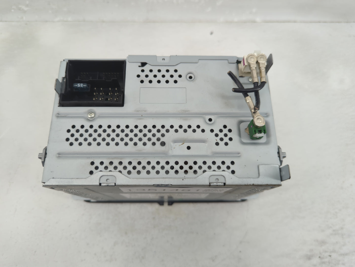 2009-2013 Volkswagen Cc Radio AM FM Cd Player Receiver Replacement P/N:1K0 035 180 AF Fits OEM Used Auto Parts - Oemusedauto
