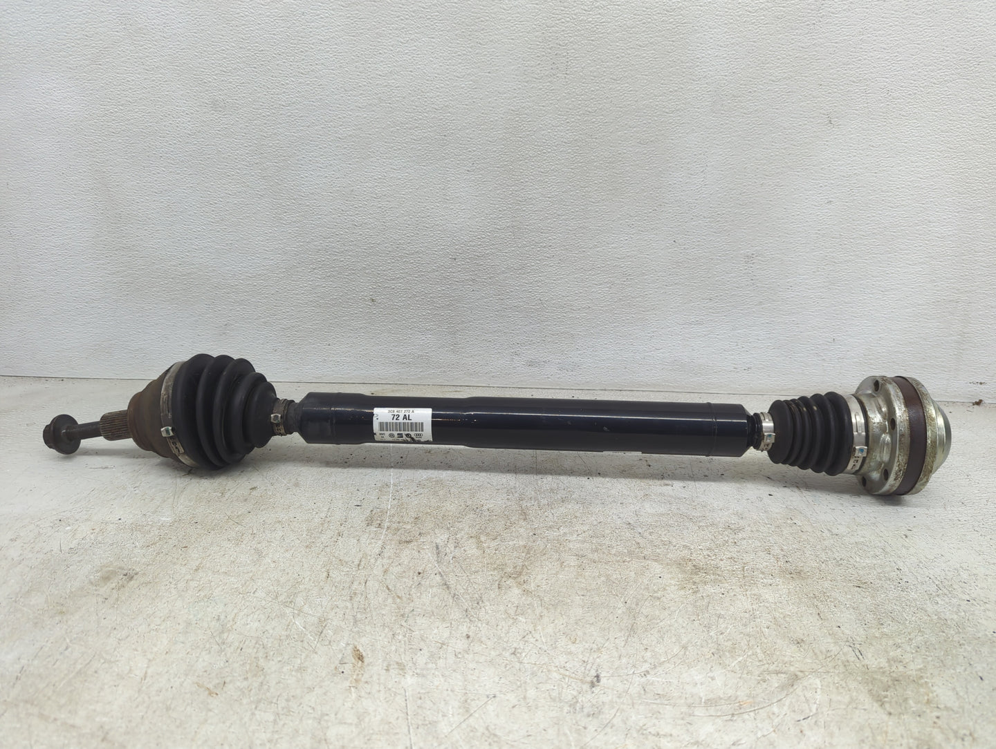 2011-2017 Volkswagen Cc Axle Shaft Front Driver Cv C/v - Oemusedautoparts1.com