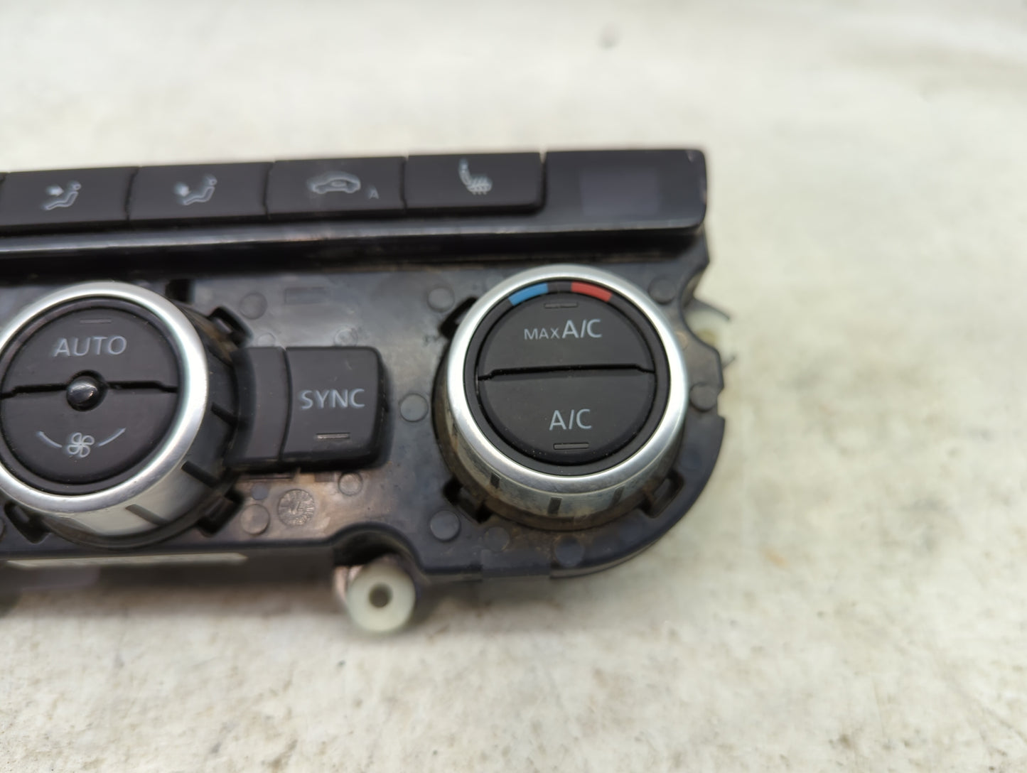 2013-2014 Volkswagen Cc Climate Control Module Temperature AC/Heater Replacement P/N:3AA907044BH 5HB011257-57 Fits Fits 2013