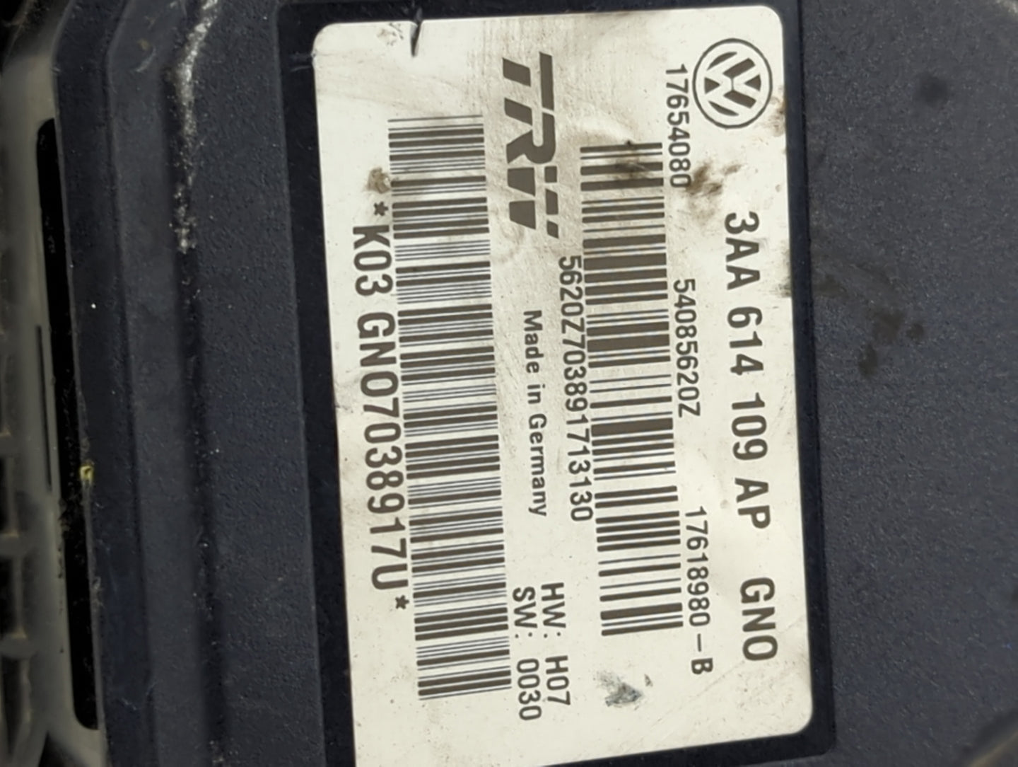 2011-2017 Volkswagen Cc ABS Pump Control Module Replacement P/N:3AA 614 109 AP Fits Fits 2011 2012 2013 2014 2015 2016 2017 