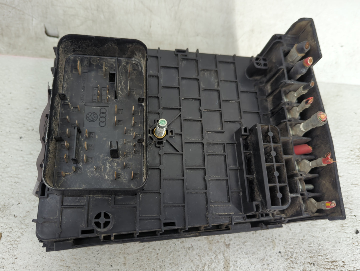 2013-2017 Volkswagen Cc Fusebox Fuse Box Panel Relay Module Fits Fits 2008 2009 2010 2012 2013 2014 2015 2016 2017 2018 OEM 