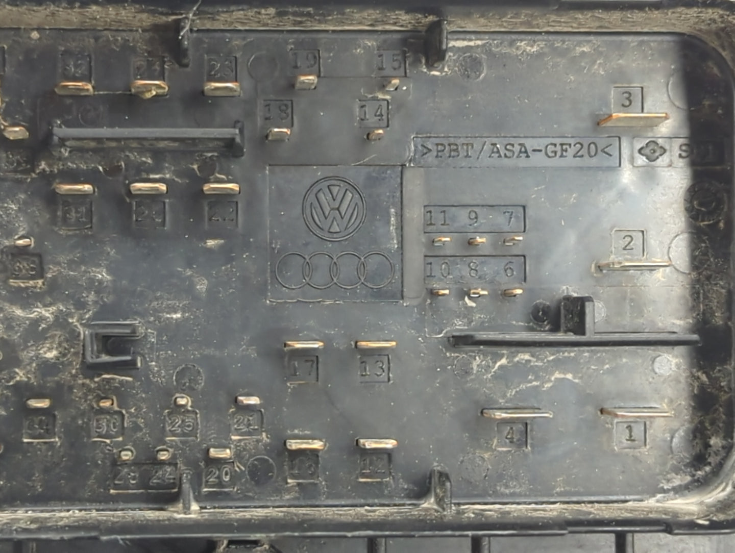 2013-2017 Volkswagen Cc Fusebox Fuse Box Panel Relay Module Fits Fits 2008 2009 2010 2012 2013 2014 2015 2016 2017 2018 OEM 