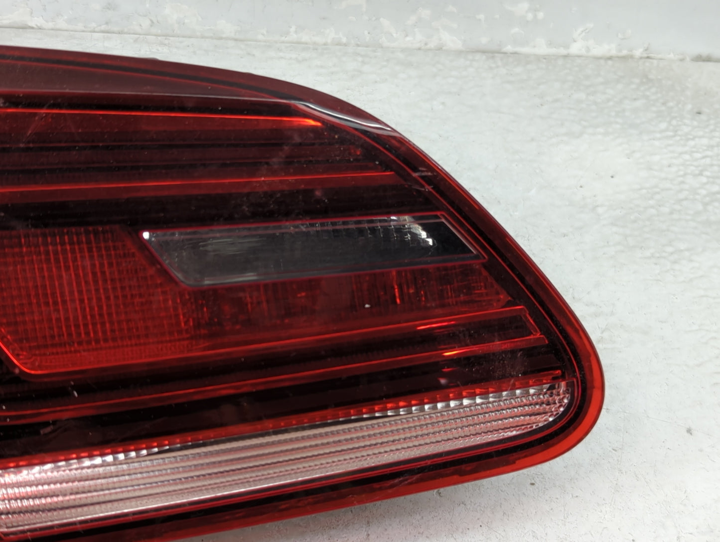 2013-2017 Volkswagen Cc Tail Light Assembly Passenger Right OEM P/N:3C8 945 307 R Fits Fits 2013 2014 2015 2016 2017 OEM Use