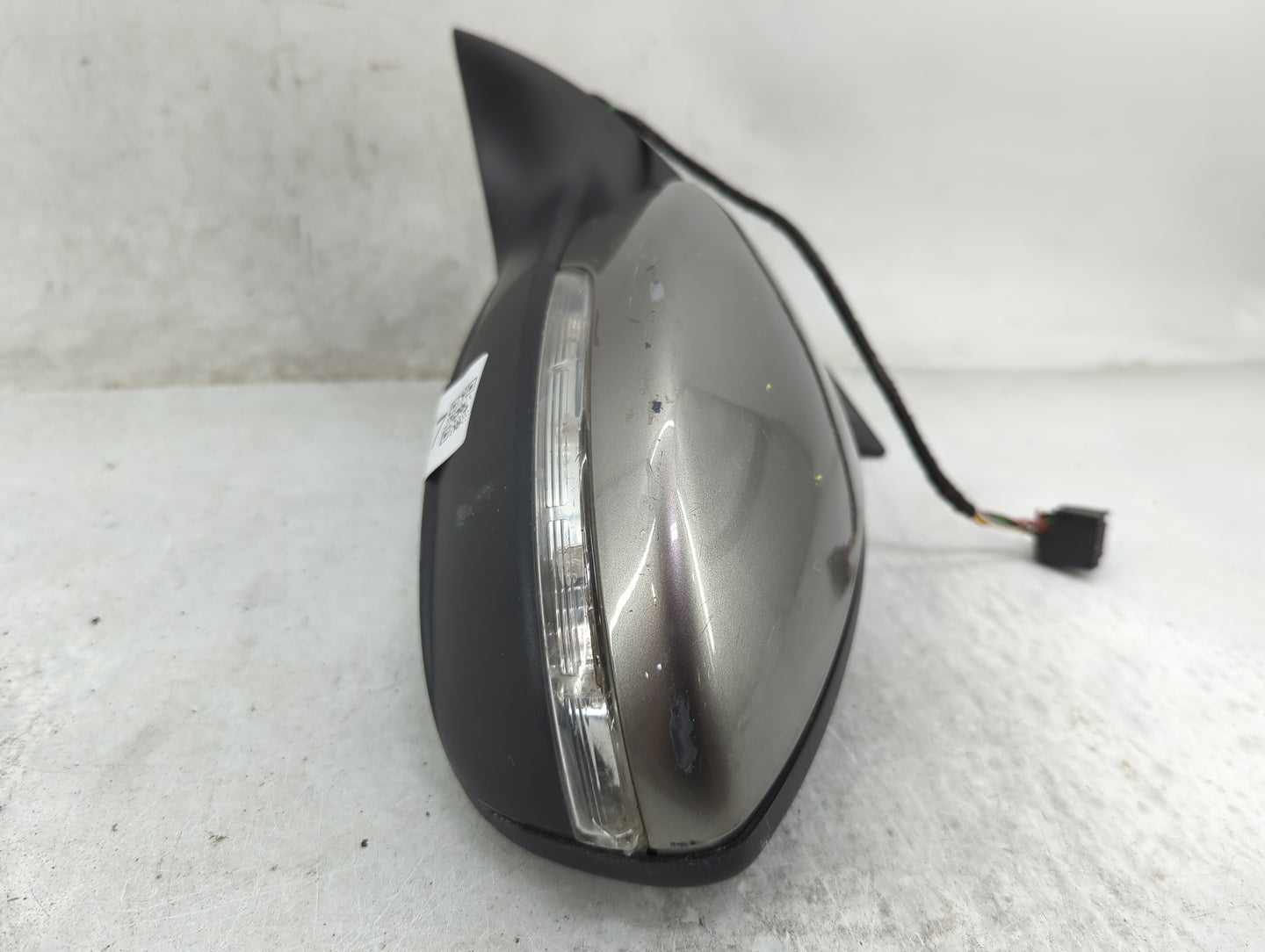 2013-2017 Volkswagen Cc Driver Side View Mirror - Left Door Mirror OEM Used - Oemusedautoparts1.com