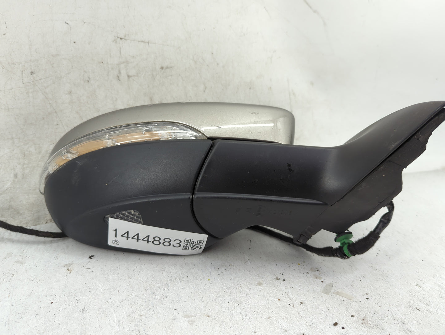 2013-2017 Volkswagen Cc Passenger Side View Mirror - Right Door Mirror OEM Used - Oemusedautoparts1.com