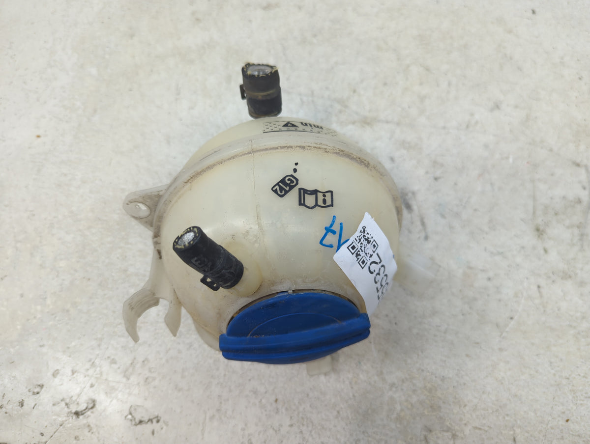 2009-2017 Volkswagen Cc Radiator Coolant Overflow Expansion Tank Bottle 1465532 - Oemusedautoparts1.com