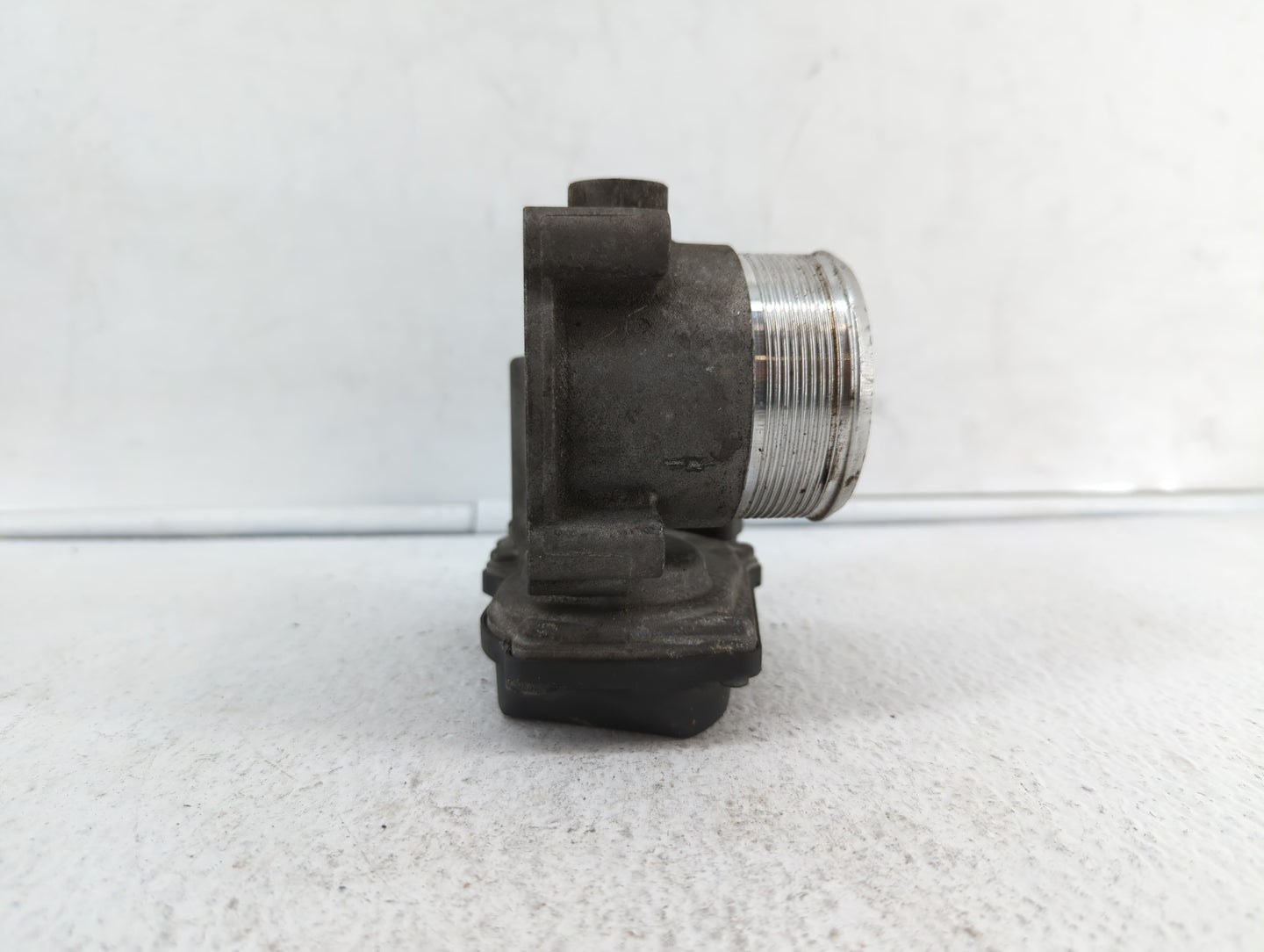 2009-2017 Volkswagen Cc Throttle Body P/N:06F 133 062 G 06F 133 062 Q Fits OEM Used Auto Parts - Oemusedautoparts1.com