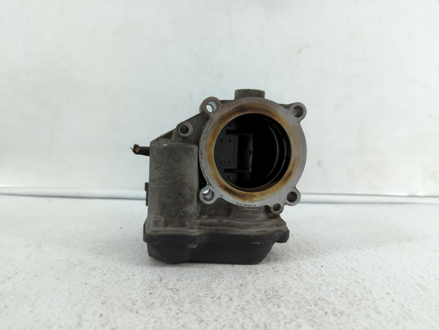2009-2017 Volkswagen Cc Throttle Body P/N:06F 133 062 G 06F 133 062 Q Fits OEM Used Auto Parts - Oemusedautoparts1.com
