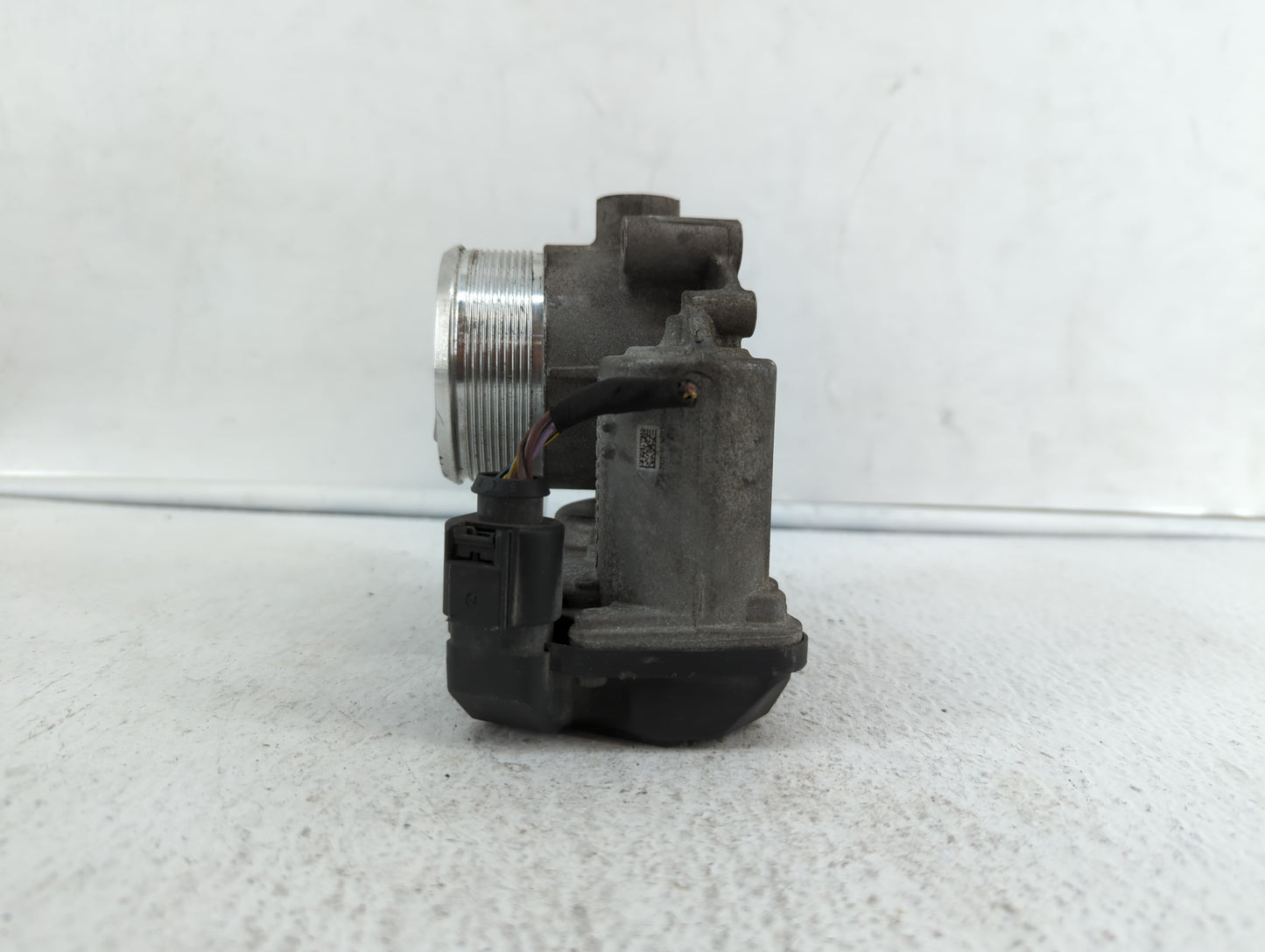 2009-2017 Volkswagen Cc Throttle Body P/N:06F 133 062 G 06F 133 062 Q Fits OEM Used Auto Parts - Oemusedautoparts1.com