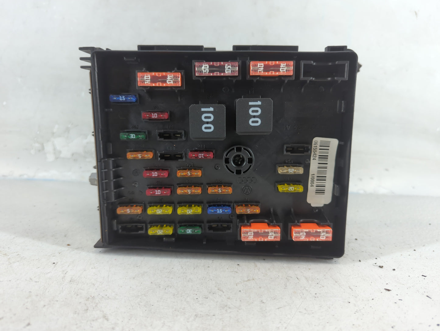 2013-2017 Volkswagen Cc Fusebox Fuse Box Panel Relay Module P/N:6359-5743 3C0 937 125 A Fits OEM Used Auto Parts - Oemusedau