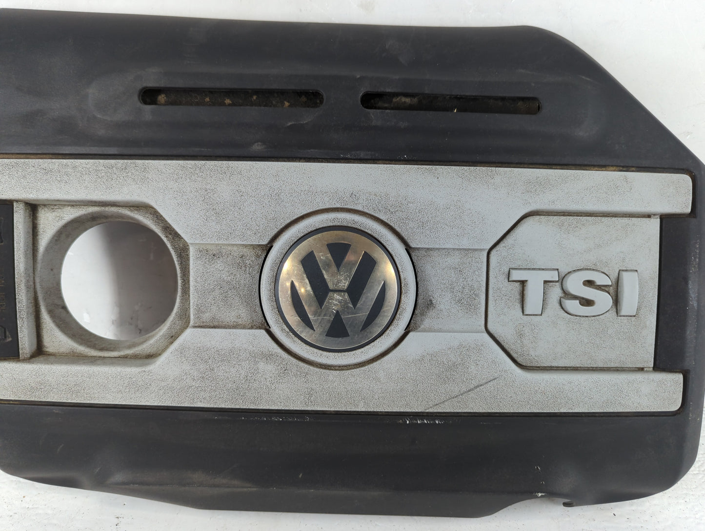 2014 Volkswagen Cc Engine Cover - Oemusedautoparts1.com